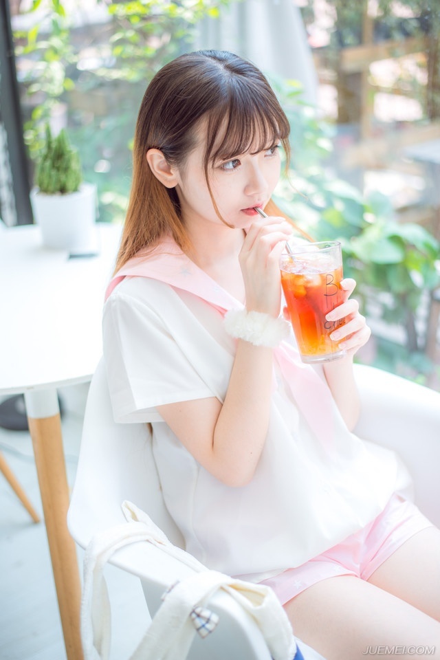没有美丽的外表，根本没人会去在意你美好的内心，这就是现实。
